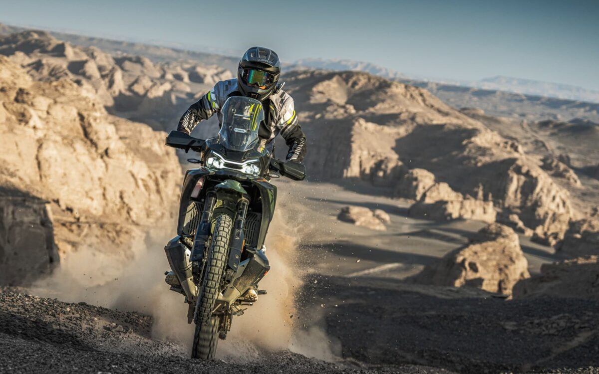 CFMOTO: Δώρο οι τρεις βαλίτσες στα 800MT-X και 1000MT-X