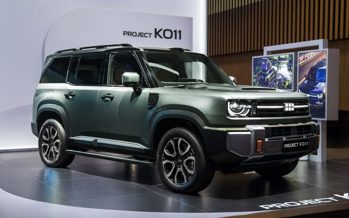 Το υβριδικό SUV της Geely με το περίεργο όνομα και τον πραγματικό off-road χαρακτήρα