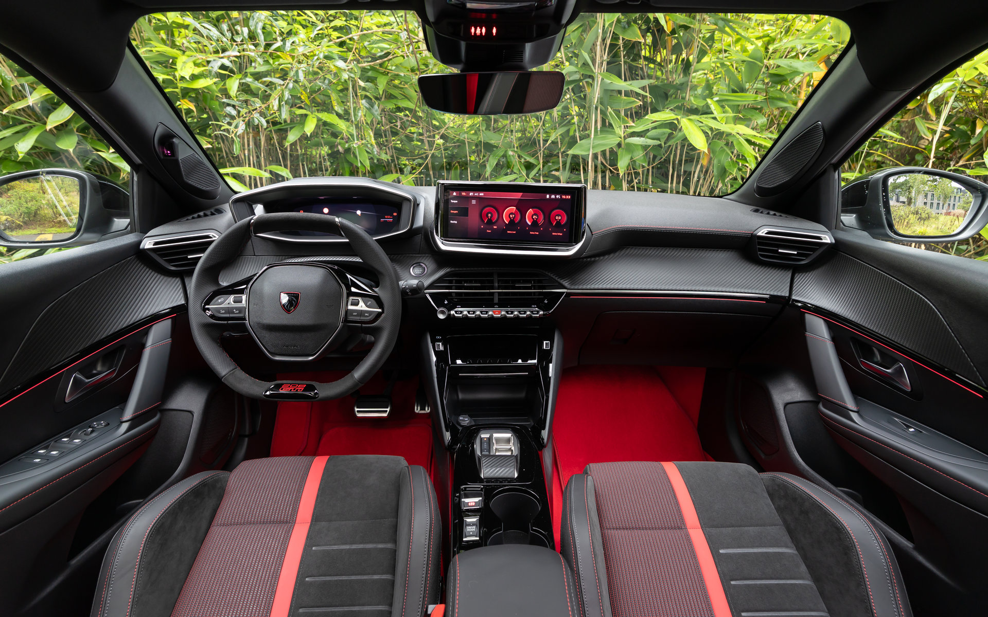 Peugeot-E-208-GTi-5