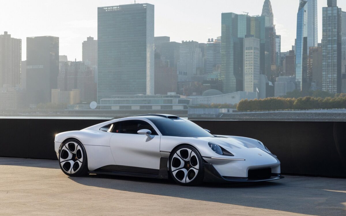 Porsche Mission S: Το νέο κορυφαίο μοντέλο, με κινητήρα στο κέντρο και χωρίς ψηφιακές οθόνες (video)